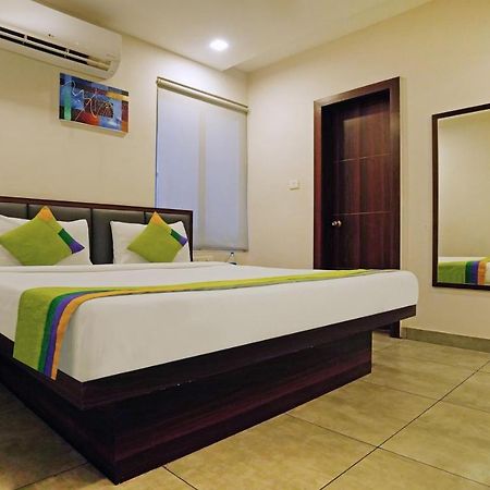 Treebo Lazystay Grand Patia بوهفانيشفار المظهر الخارجي الصورة