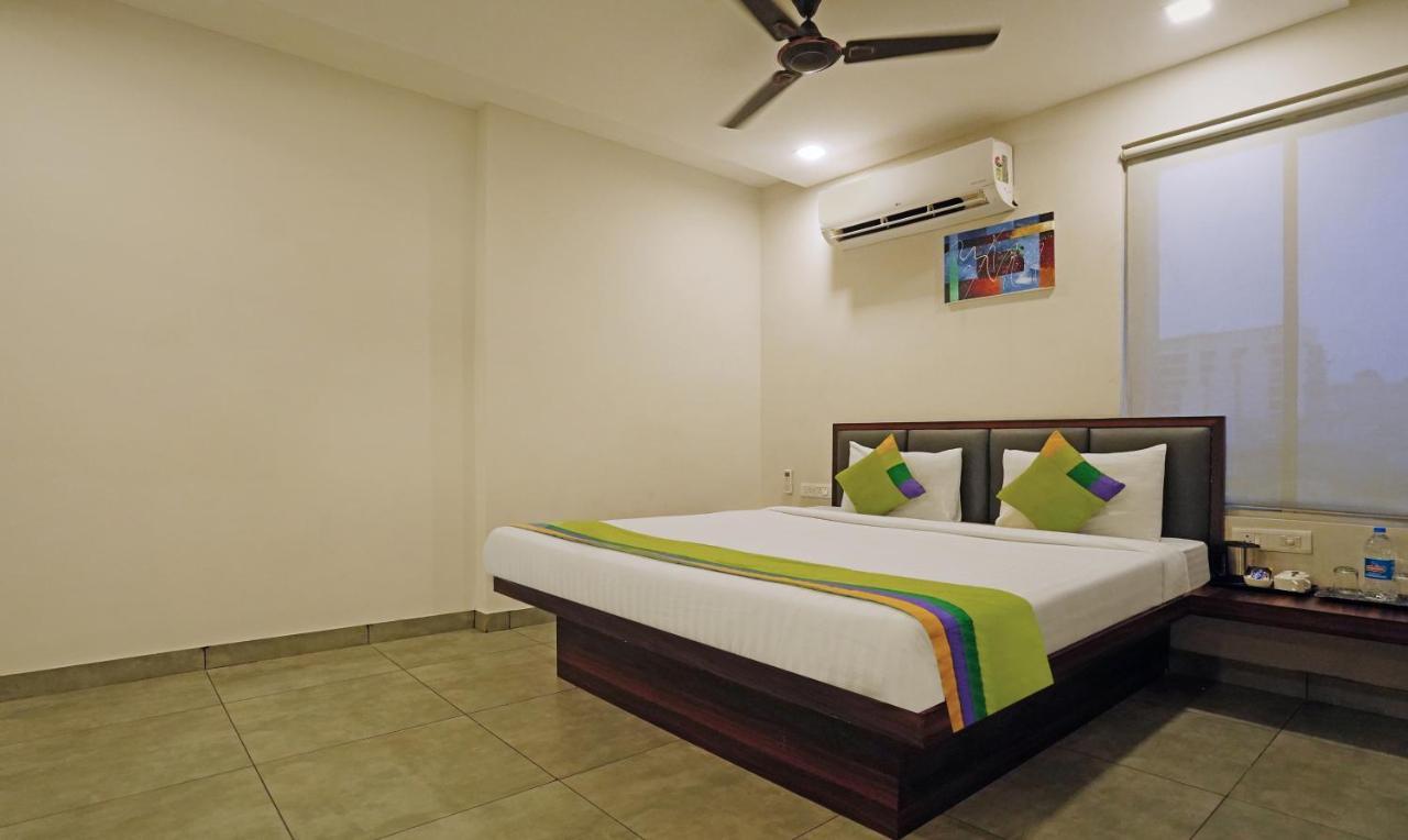 Treebo Lazystay Grand Patia بوهفانيشفار المظهر الخارجي الصورة