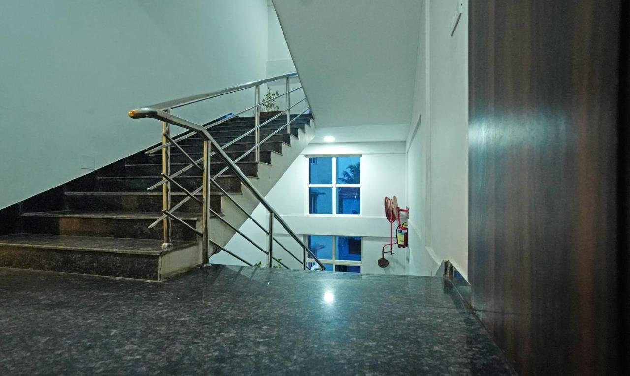 Treebo Lazystay Grand Patia بوهفانيشفار المظهر الخارجي الصورة