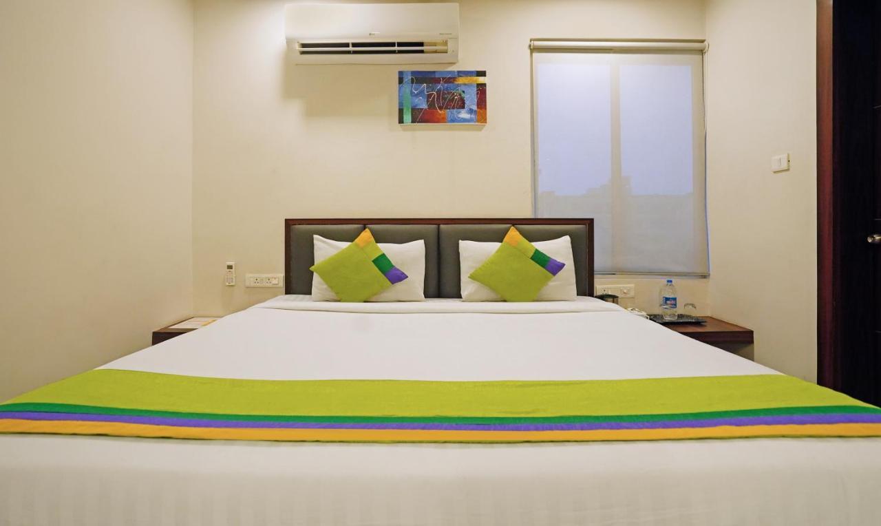 Treebo Lazystay Grand Patia بوهفانيشفار المظهر الخارجي الصورة