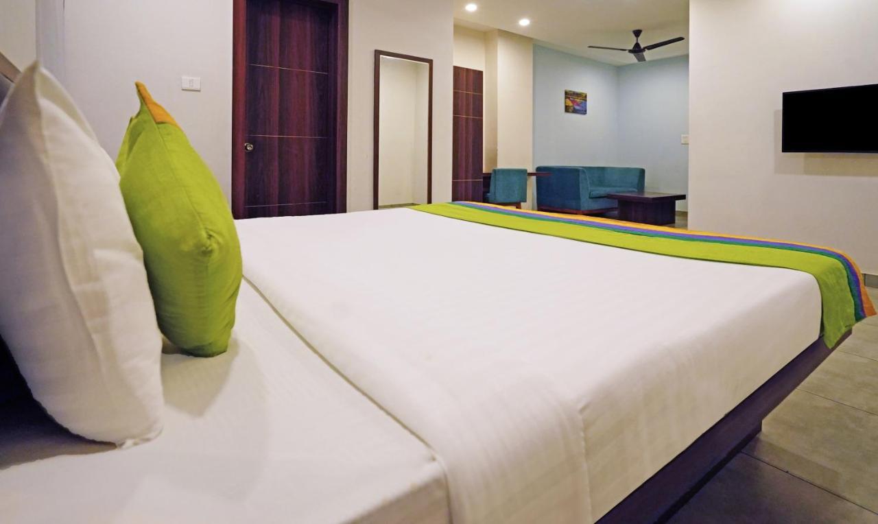 Treebo Lazystay Grand Patia بوهفانيشفار المظهر الخارجي الصورة